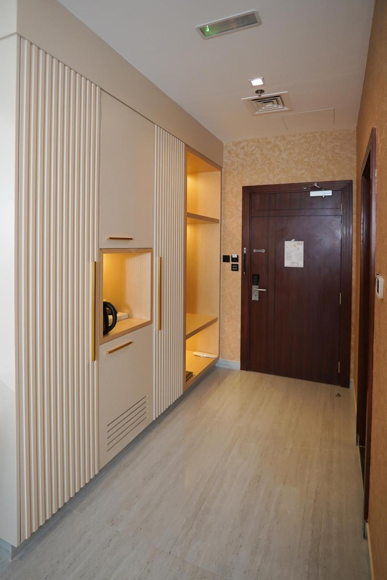 Concorde Creek View Hotel Bur Ντουμπάι Εξωτερικό φωτογραφία